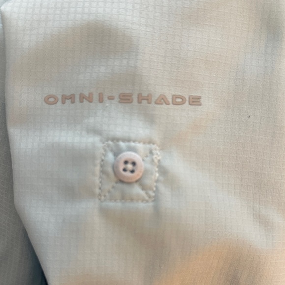 Columbia Light Blue Omni-Shade top - Picture 6 of 6